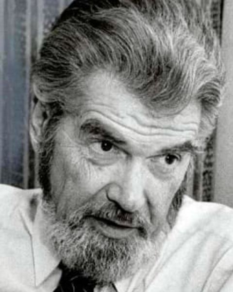 Laurence J Peter